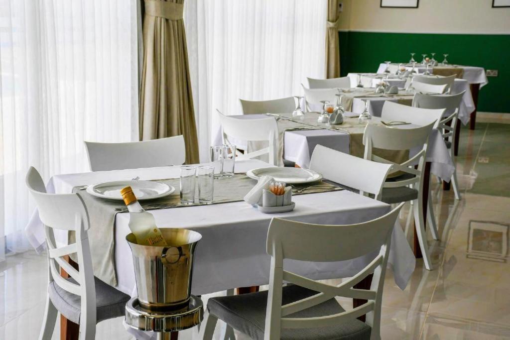 Mimoza Beachfront Hotel & Restaurant Ammókhostos Eksteriør bilde